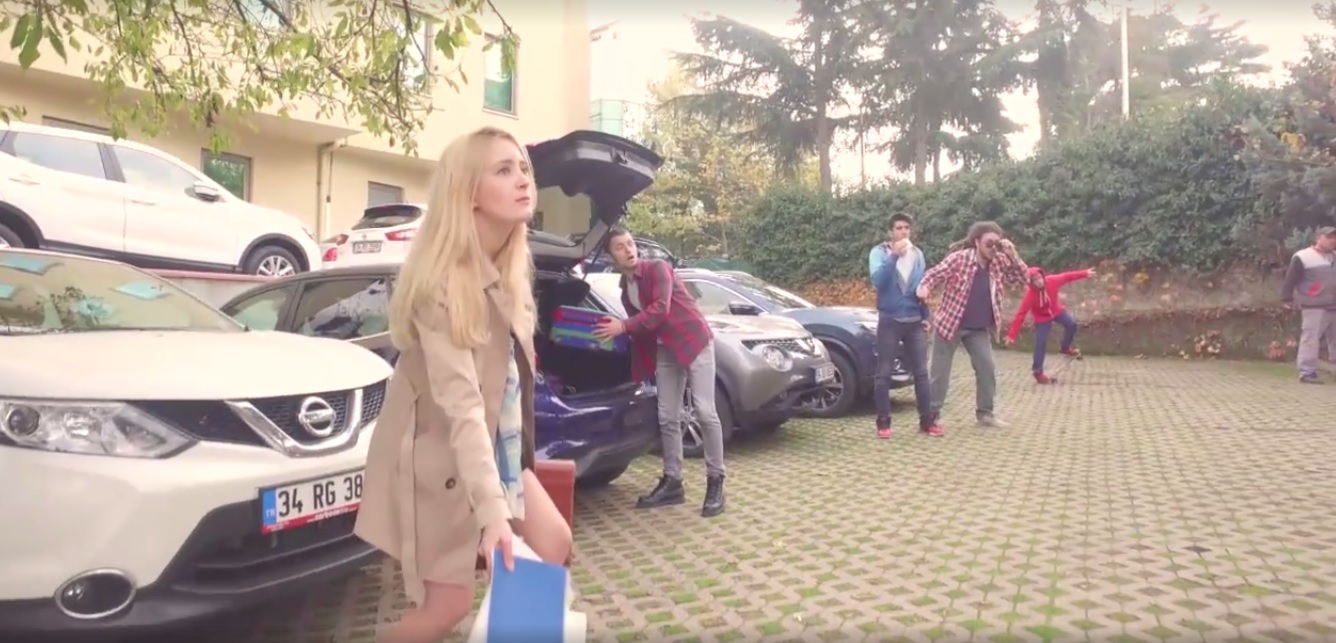 X-Trail ile Mannequin Challenge