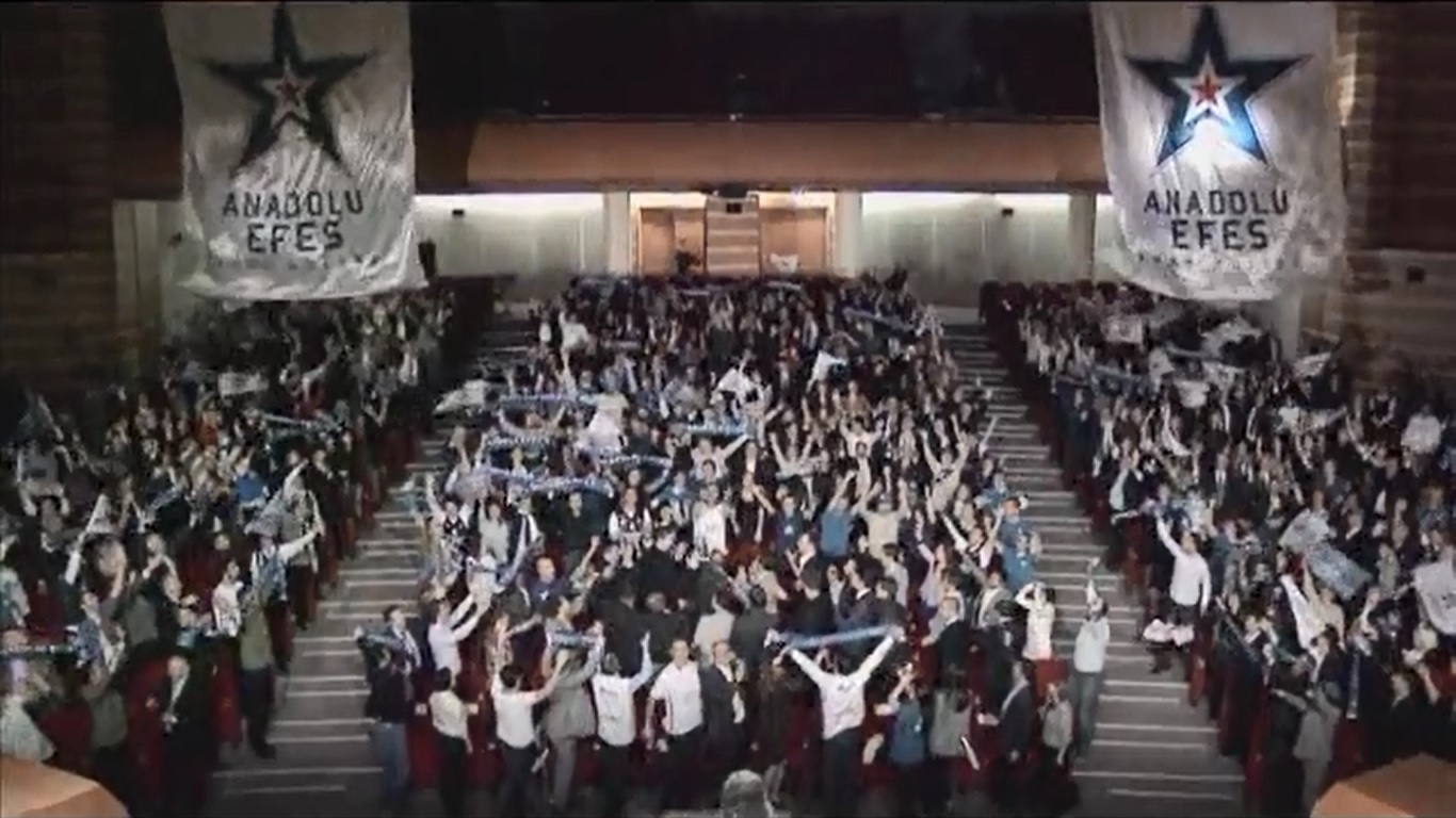 Büyük Taraftardan Büyük Sürpriz